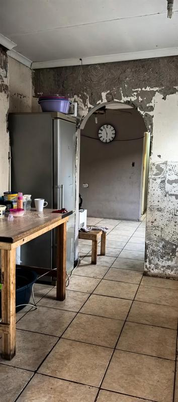 2 Bedroom Property for Sale in Kwanonqaba Western Cape